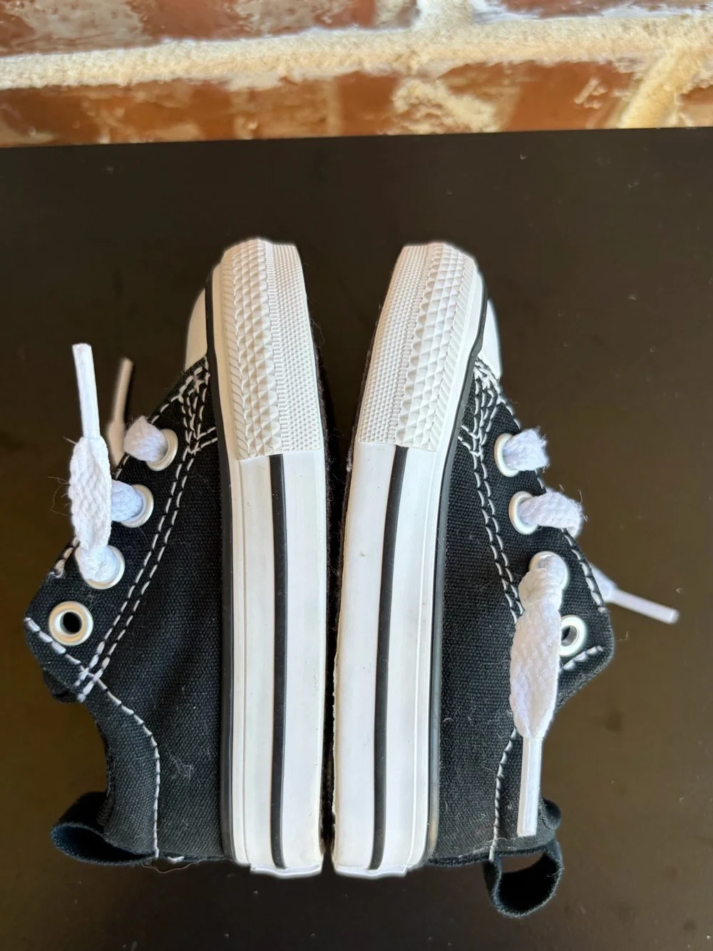 Converse Kids' Chuck Taylor All Star Low Top Sneakers Black Size 3